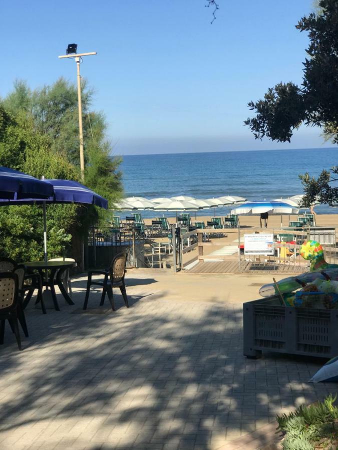 Casalmare Appartement San Vincenzo Buitenkant foto